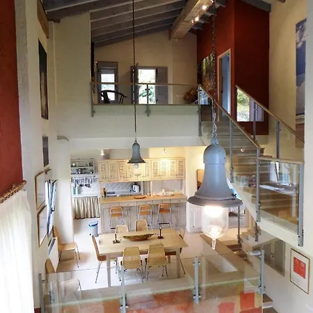 Bed & Breakfast Casa De Babel Cudillero