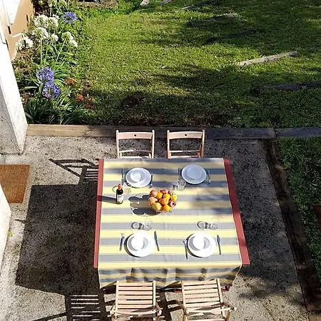 Casa De Babel Bed & Breakfast 3*
