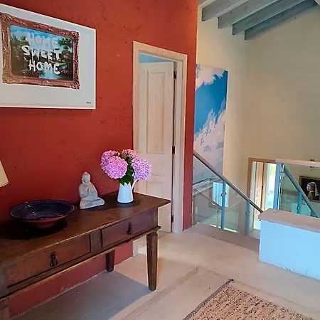 Casa De Babel Bed & Breakfast 3*