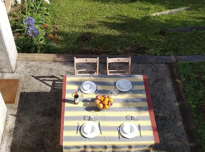 Frühstückspension Casa De Babel 3*