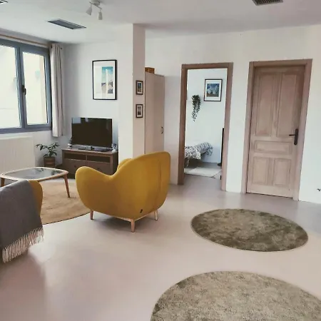 Casa De Babel 쿠딜레로